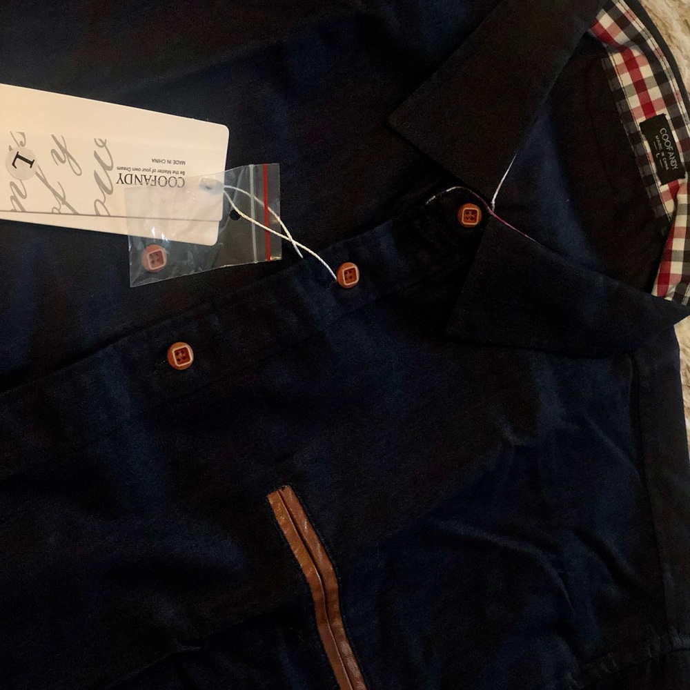 Men’s Button Up - Picture 3 of 3